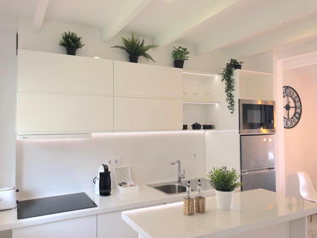 Apartamento ático-duplex 1ª Linea De Playa Con Jacuzzi. 6 Pax ático-duplex 1ª Linea De Playa Con Jacuzzi.