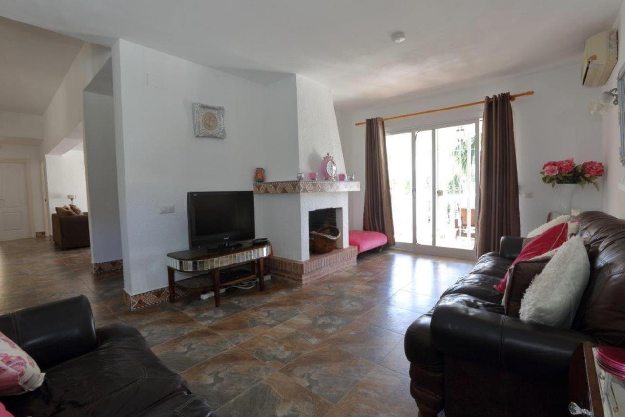 Delightful 5 Bed In Fuengirola Costa Del Sol *