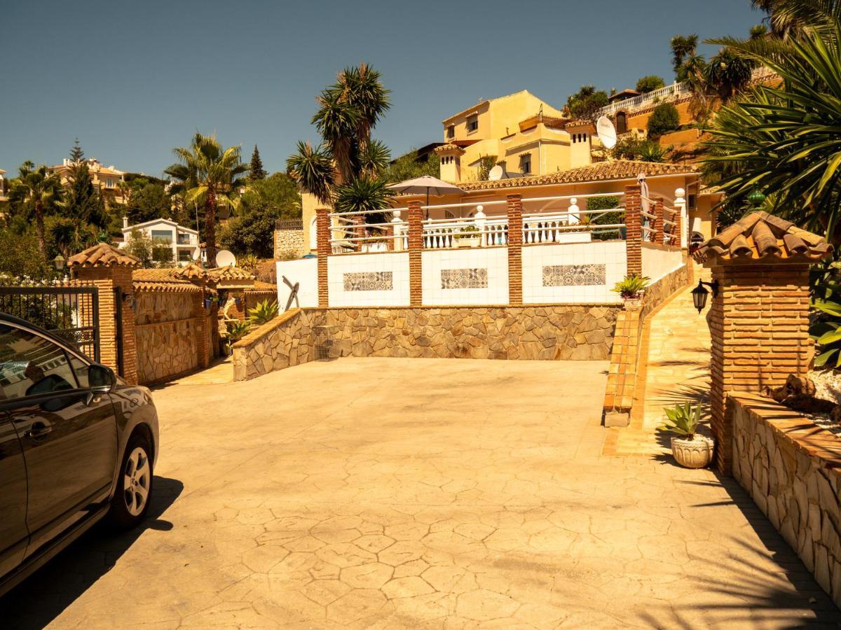 Delightful 5 Bed In Fuengirola Costa Del Sol Málaga