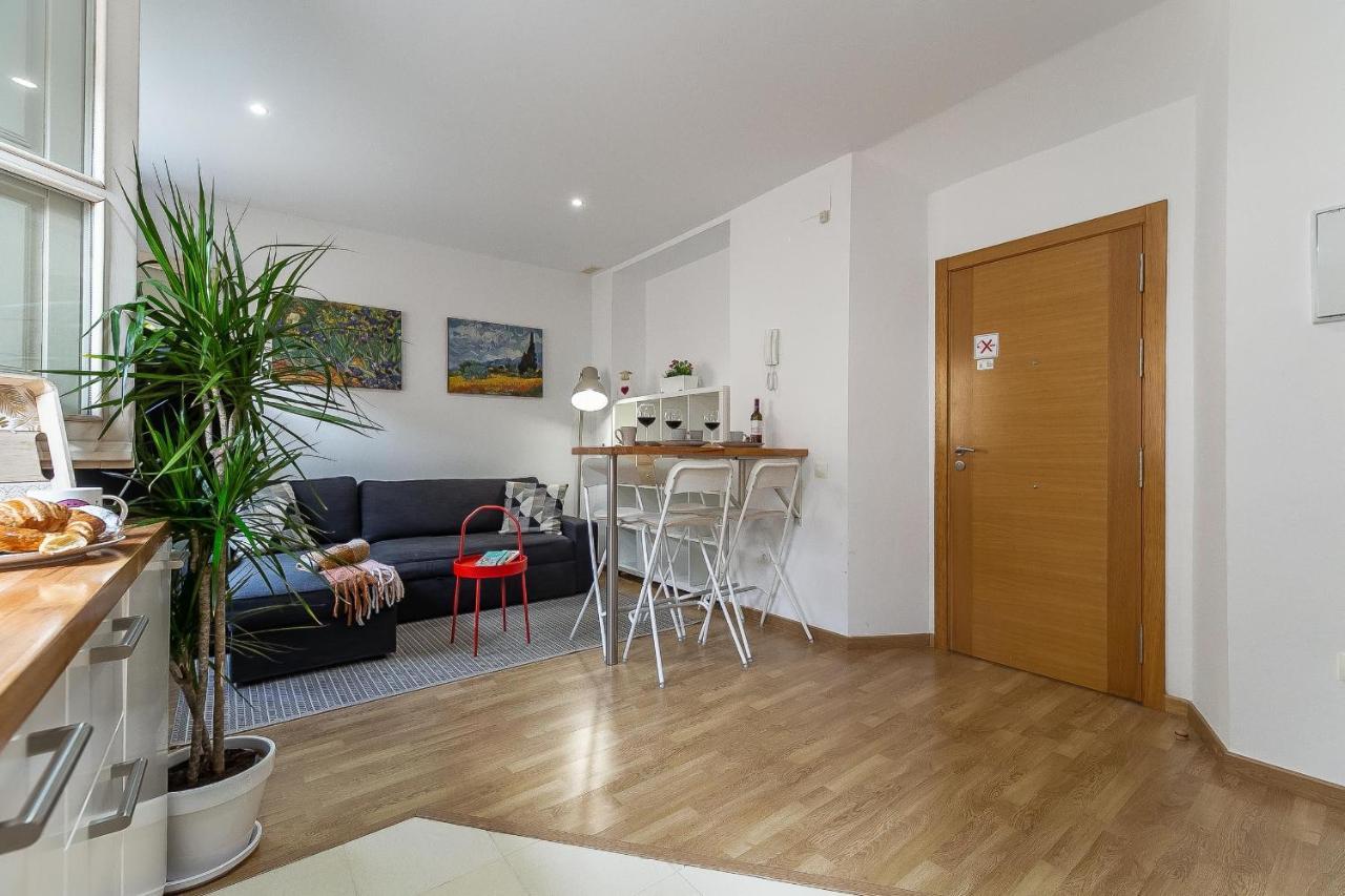 Apartment At Mitjana Plaza