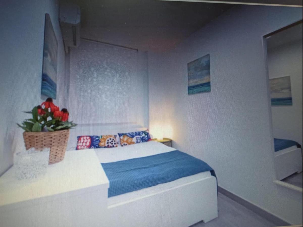Holidays2Malaga Heroe de Sostoa 200 mts de la playa Apartamento