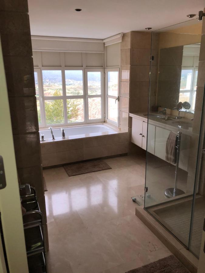 Villa 27 monte alto