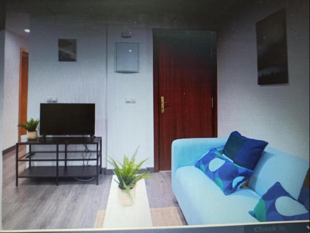 Apartamento Holidays2Malaga Heroe de Sostoa 200 mts de la playa