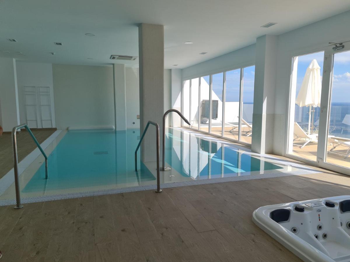 Bayview Hills Apartamento