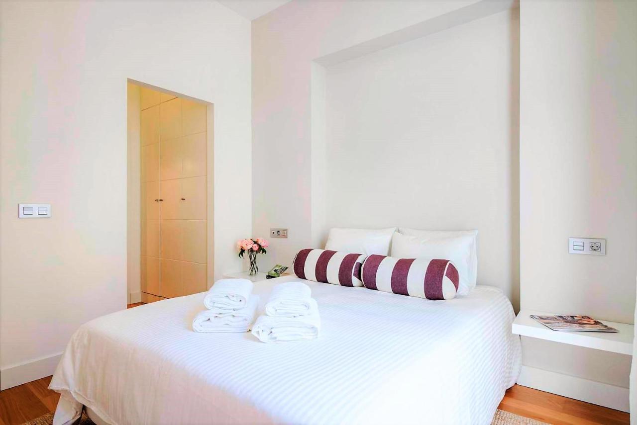 Sebastian Souviron In By Solaga Homes Apartamento Málaga