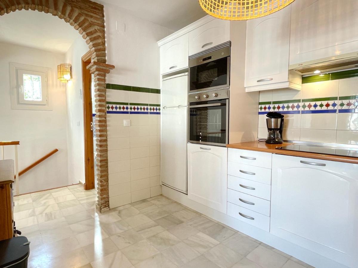 Semidetached Duplex At Puebla Aida, Mijas Golf With Pool, Golf And Sea Views *