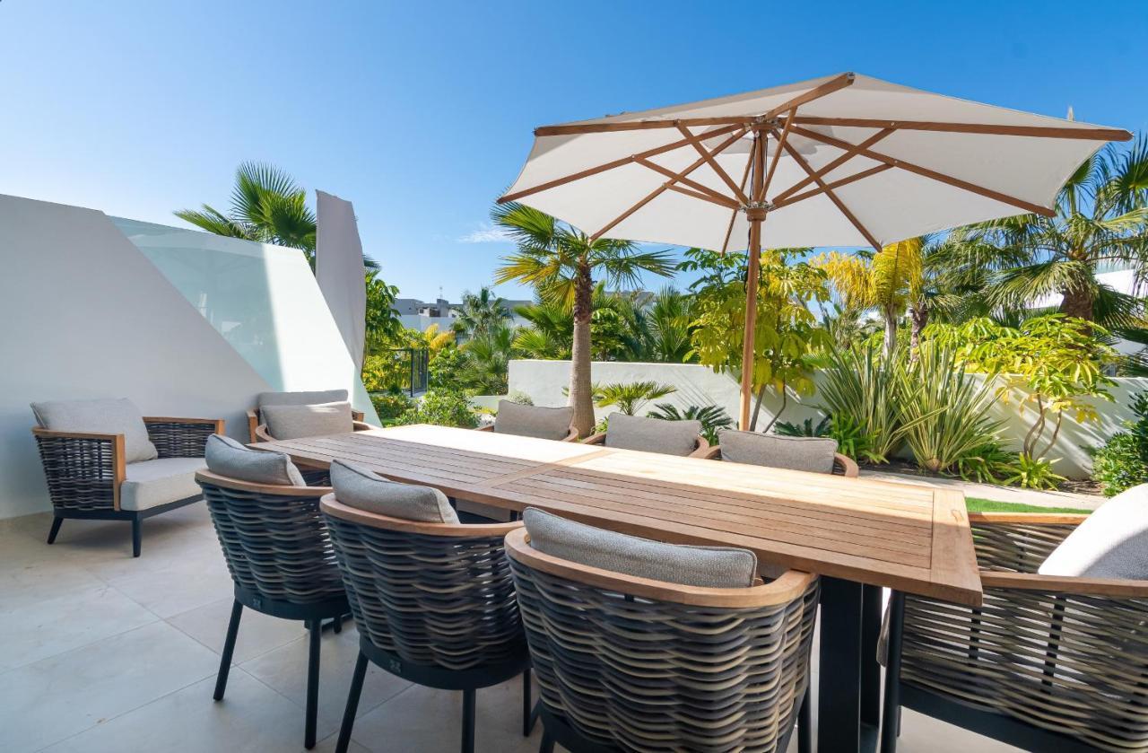 Luxurious Townhouse With Roof Plunge Pool Holiday home *