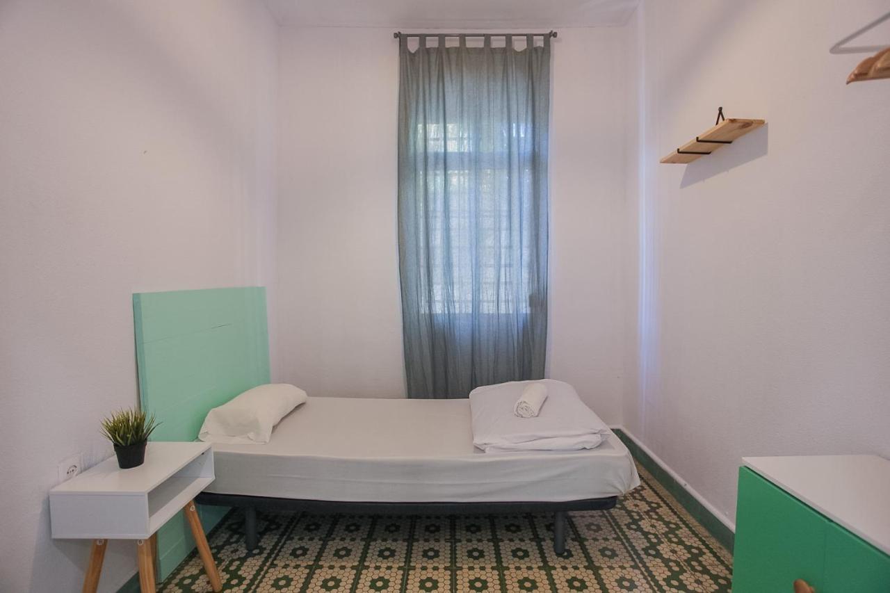 Hostal Barbatuke Bed & Bike Málaga