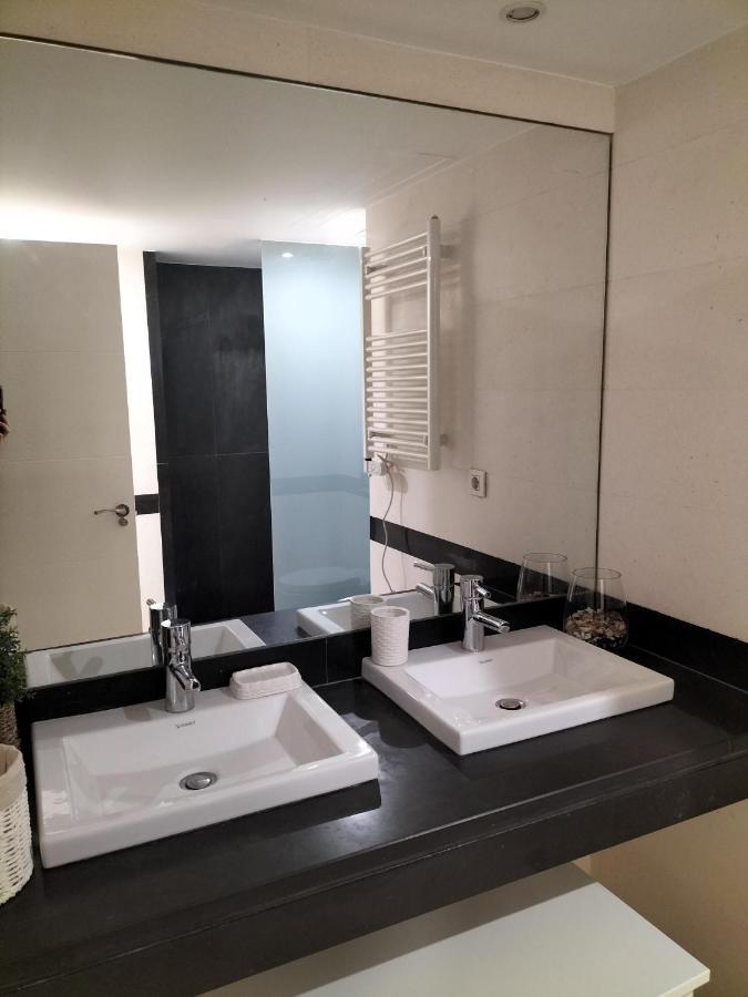 Cister 3, Precioso Apartamento Frente A La Catedral. Málaga