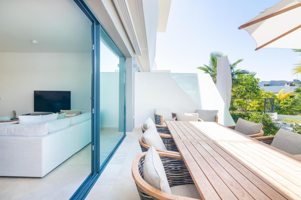 Luxurious Townhouse With Roof Plunge Pool Holiday home *
