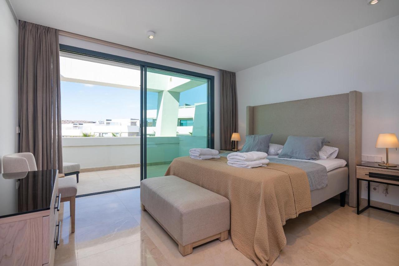 Luxurious Townhouse With Roof Plunge Pool * Malaga