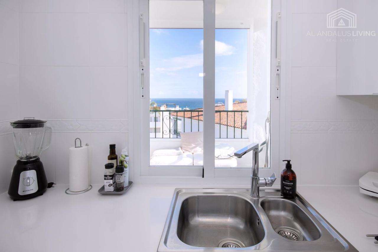 Apartamento Scandinavian Style With Amazing Sea Views And South West Facing Sunny Terrace In Miraflores Walking Distance To The Beach! *
