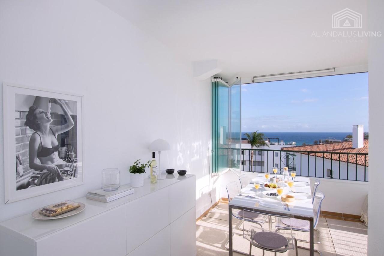 Scandinavian Style With Amazing Sea Views And South West Facing Sunny Terrace In Miraflores Walking Distance To The Beach! Apartamento