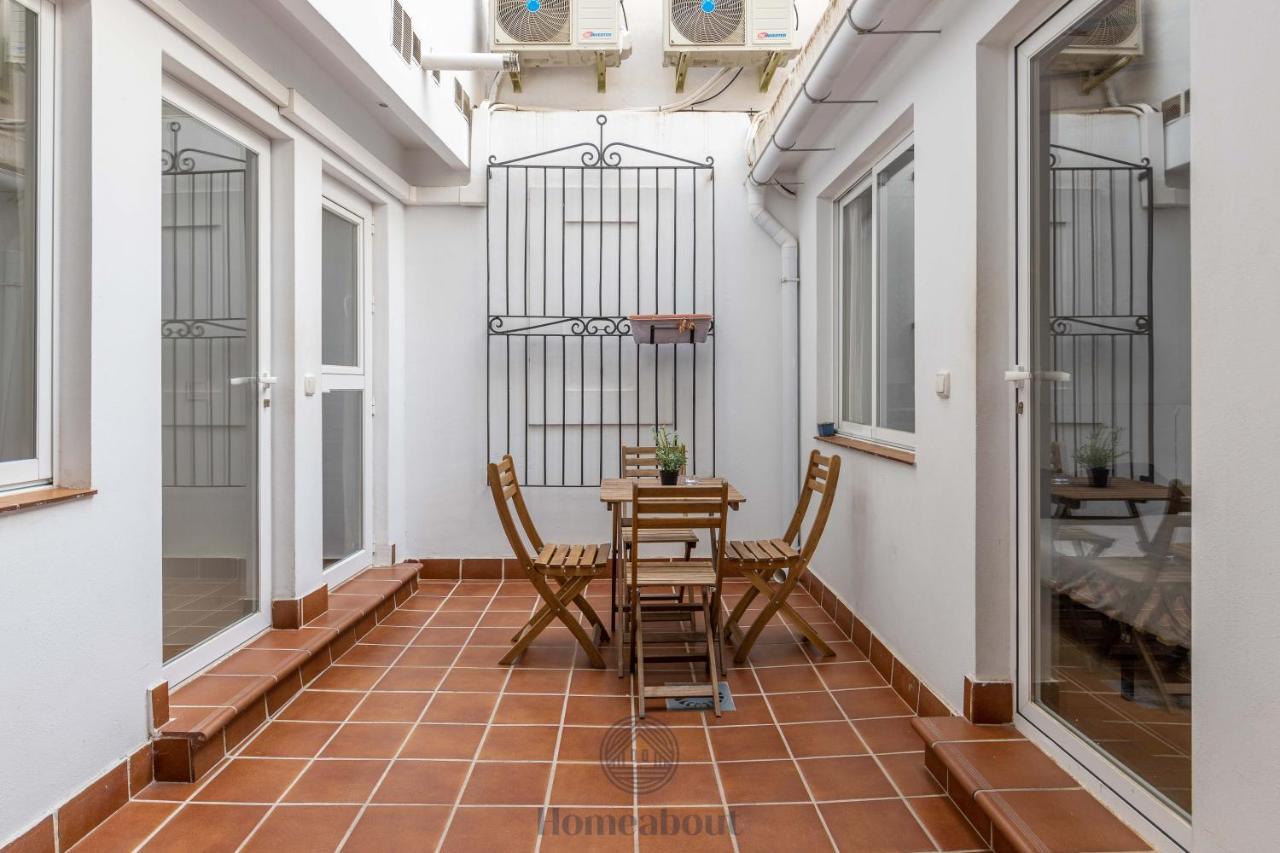 Fun Building By Homeabout Apartamento