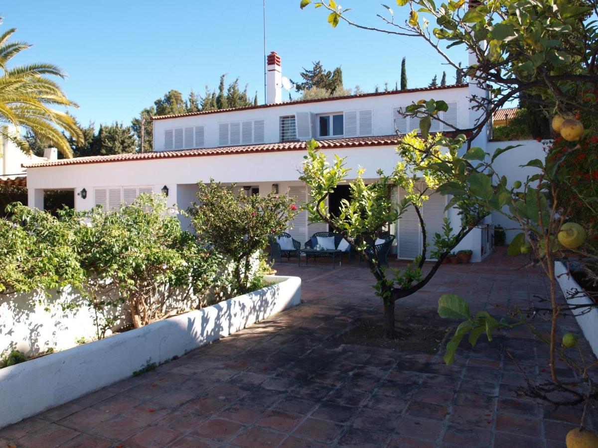 Acogedora Y Amplia Con Piscina Holiday home Malaga