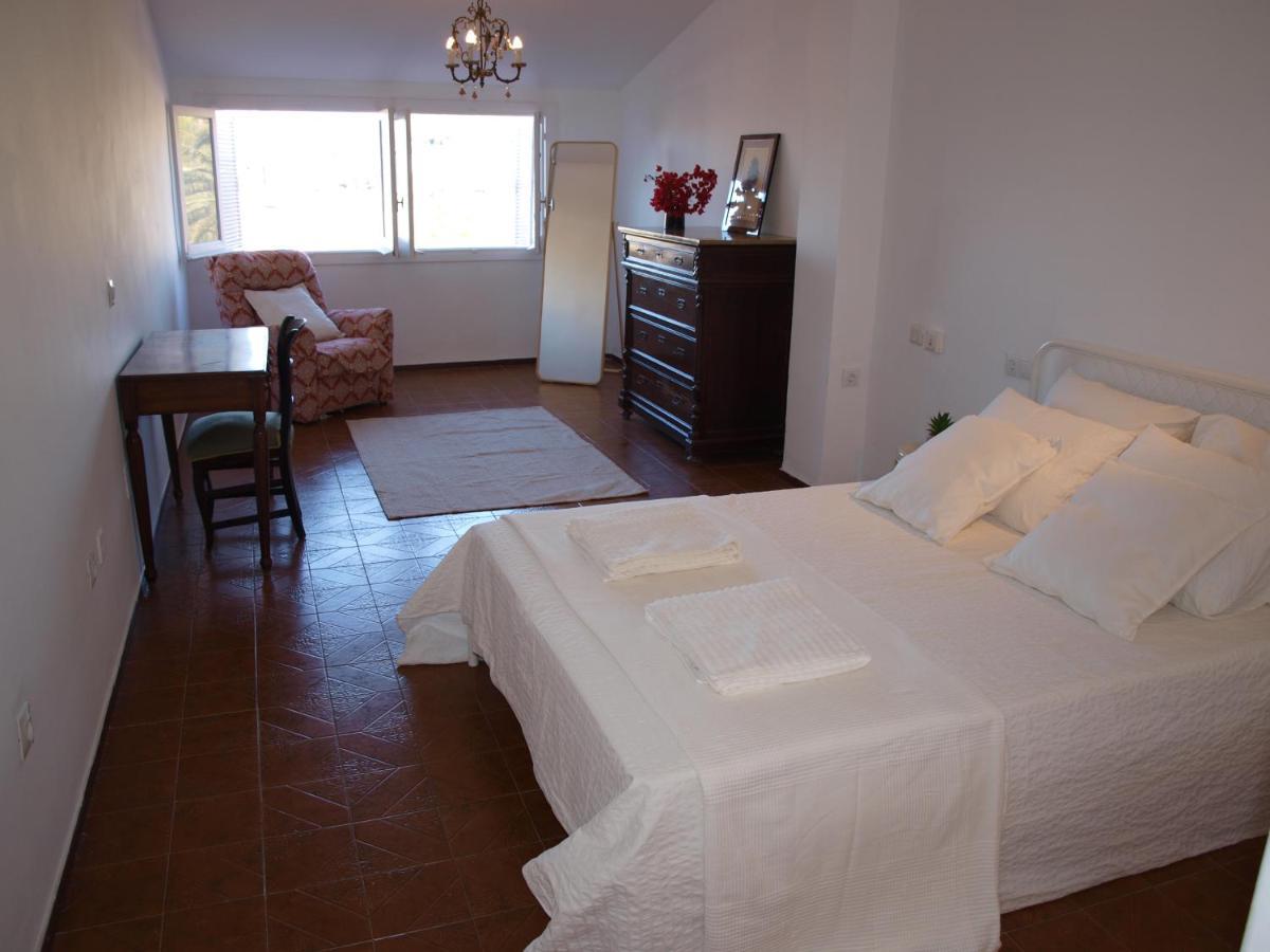 Holiday home Acogedora Y Amplia Con Piscina