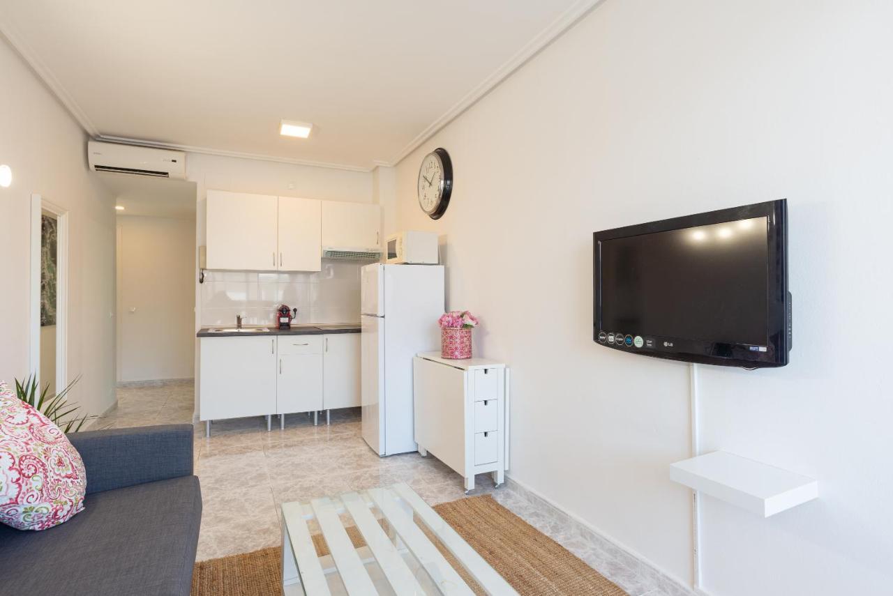 Steps Away From The Sand/ Malagueta Apartamento *