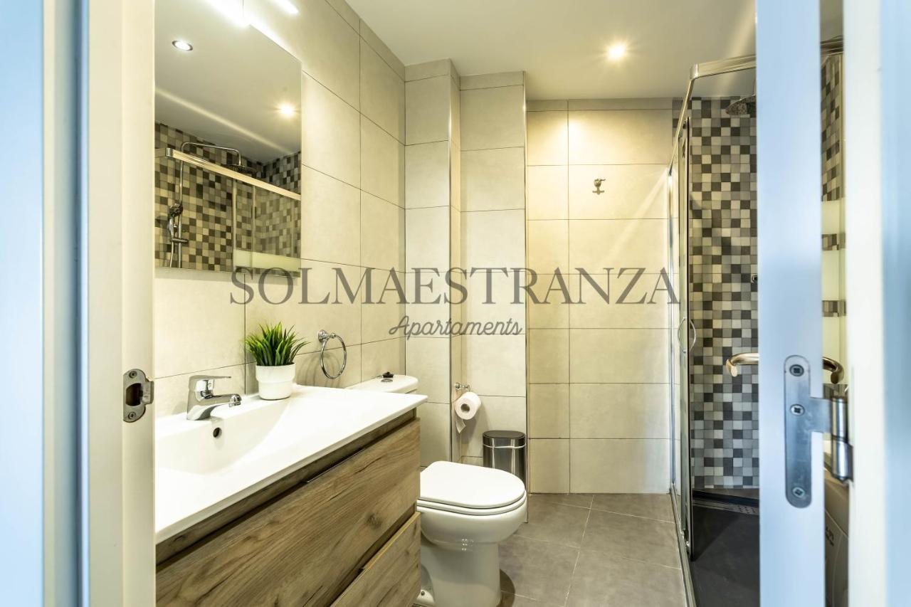 Atarazanas By Sol Maestranza
