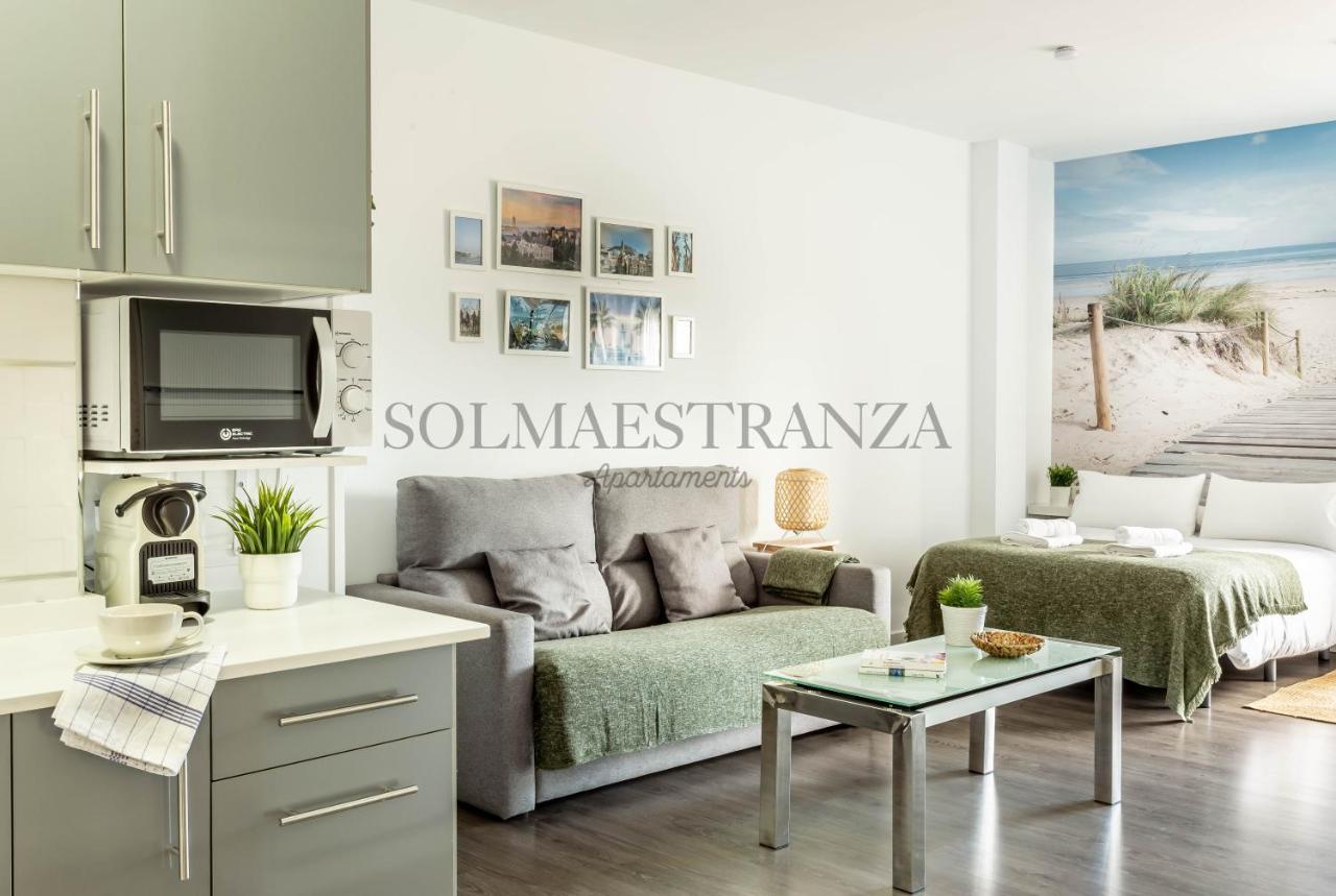 Atarazanas By Sol Maestranza