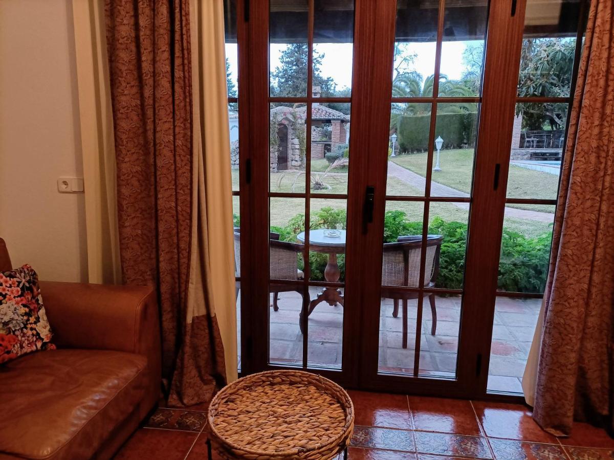 Lodge Tottam Art & Healthy Garden
