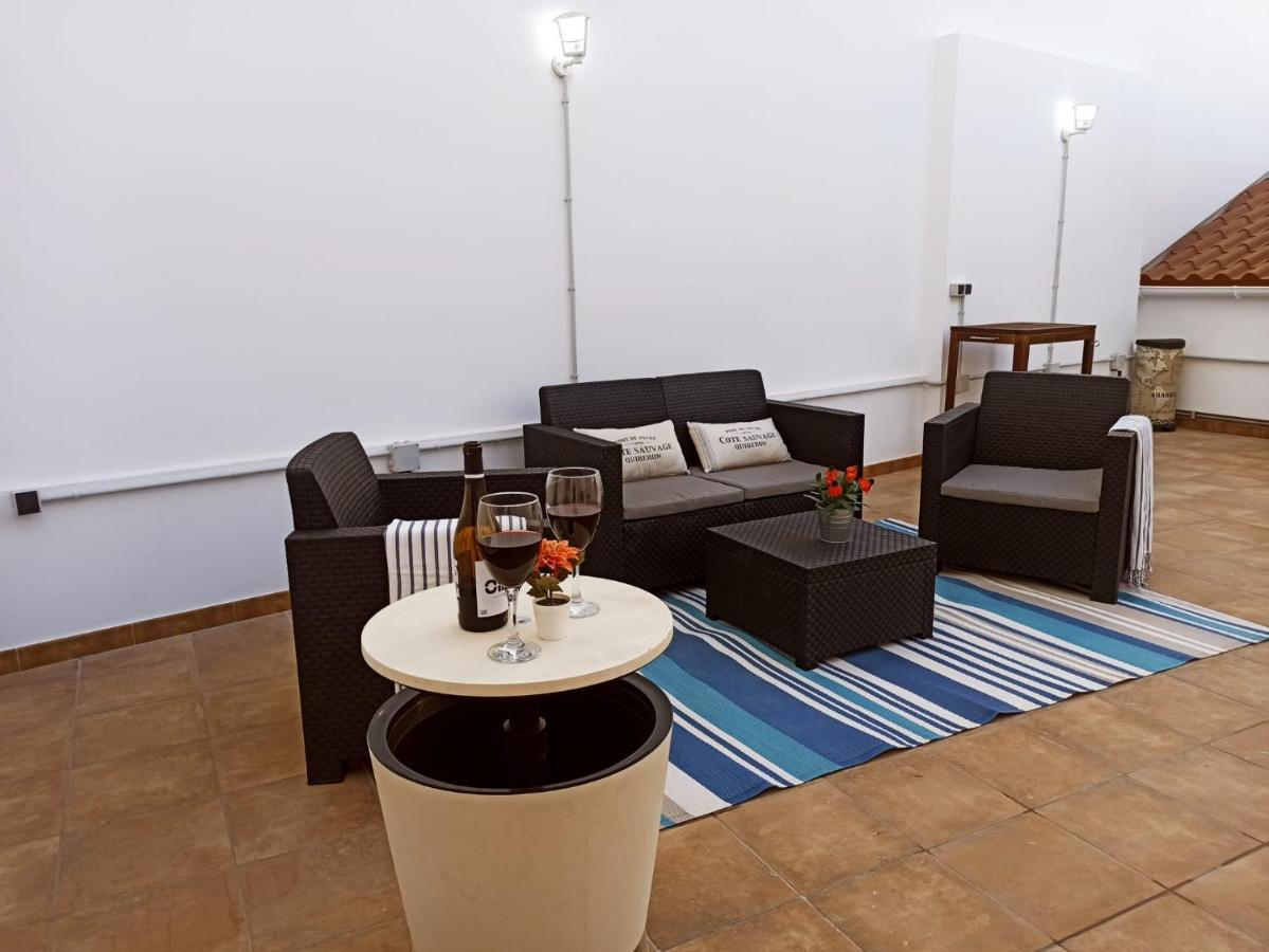 Malasana 51, New Art Apartment, Breakfast Included, Historic Center, Quite Neighborhood, Ml Apartment