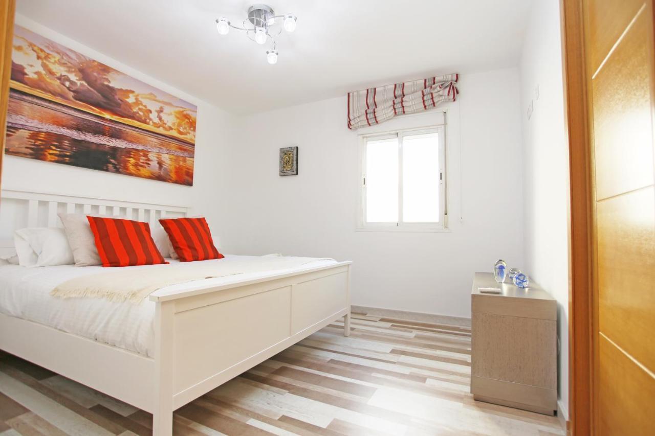 Holidays2Malaga Paseo Maritimo Antonio Banderas Sea View&Terrace * Málaga