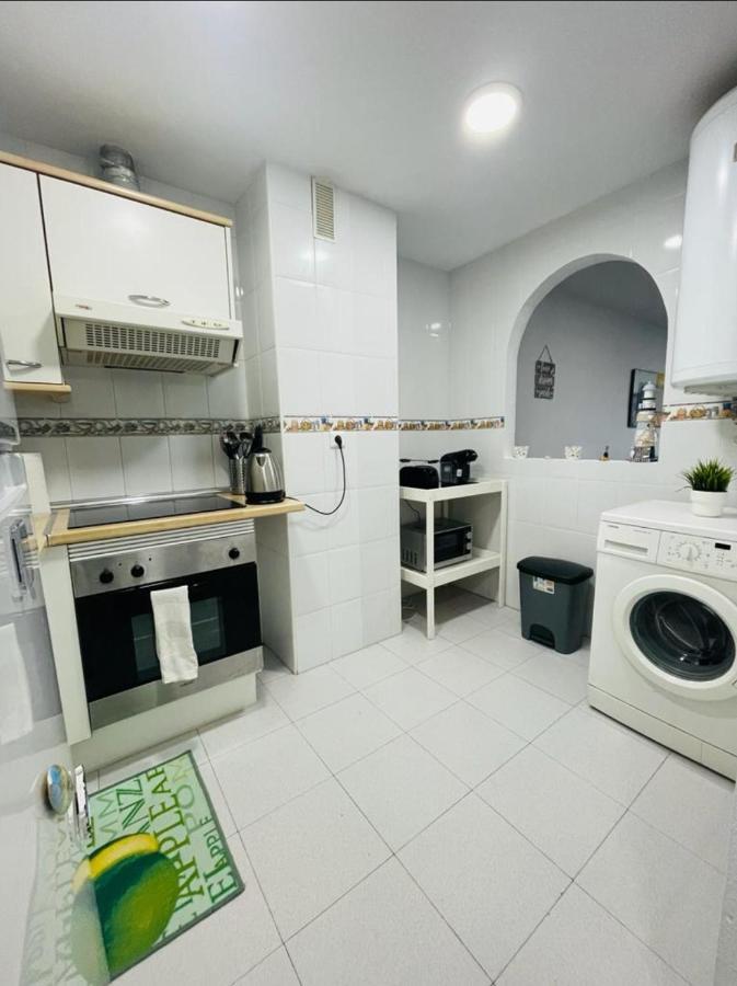 Two Bed, Two Bath With Sea Views - Angel De Miraflores Apartamento