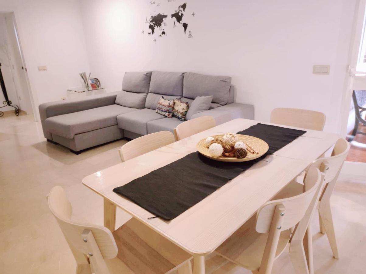 Apartamento Gloria 2 *