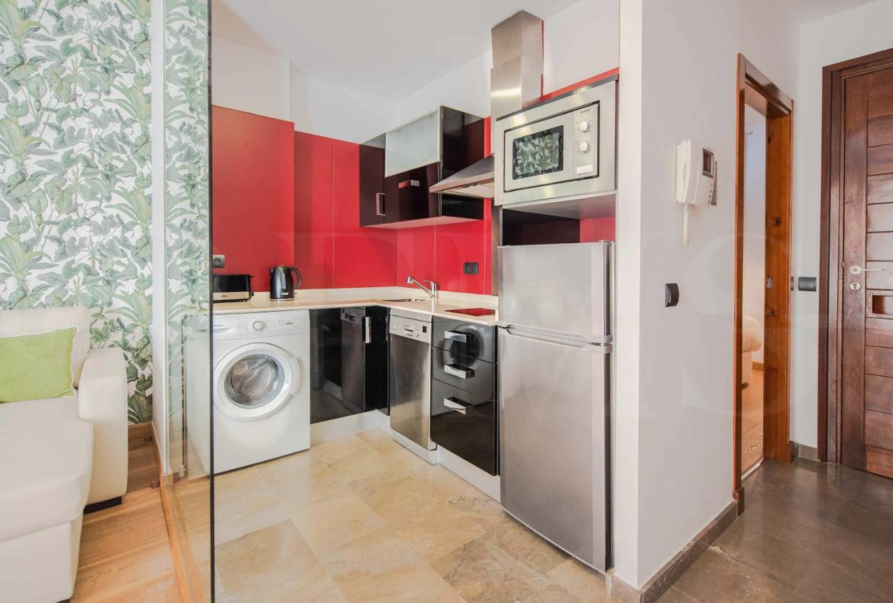 Cozy In The Heart Of By Rems Apartment *