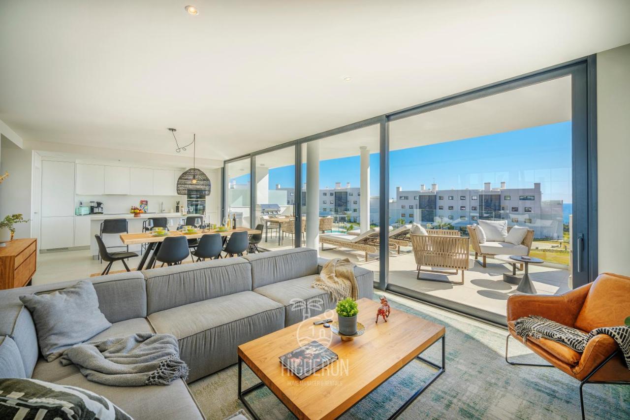 Exclusive. Location. Sea Views. Higueron West Málaga