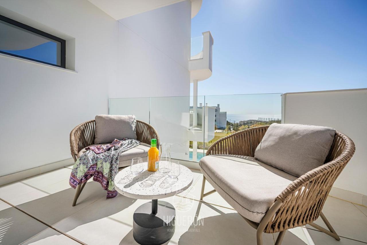 Exclusive. Location. Sea Views. Higueron West Apartamento