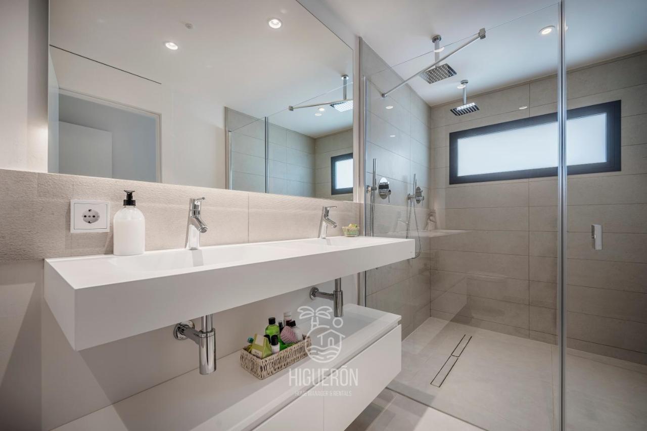 Exclusive. Location. Sea Views. Higueron West Málaga