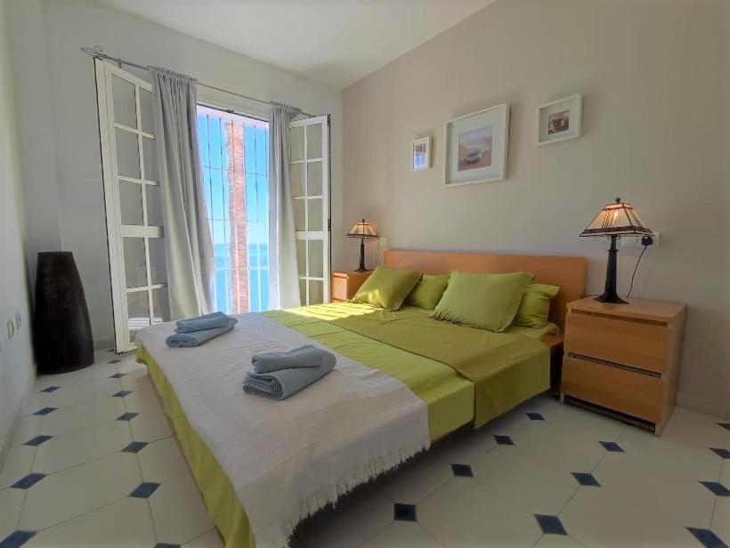 Amazing 2 Bedroom 2 Bathroom In Ladera De Mar, Nerja Apartamento *
