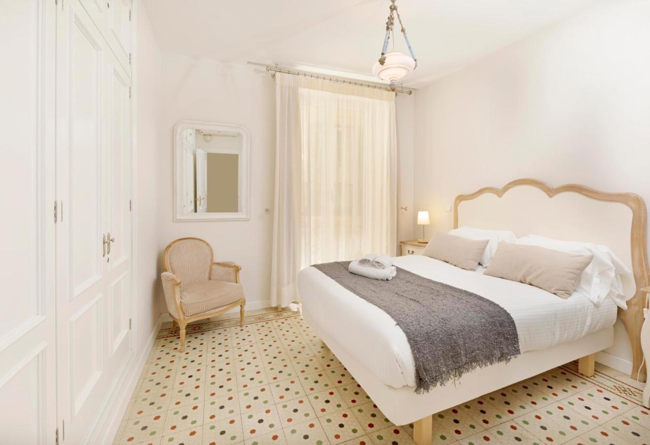 Holidays2malaga Correo Viejo Next Cathedral With French Balconies Apartamento *