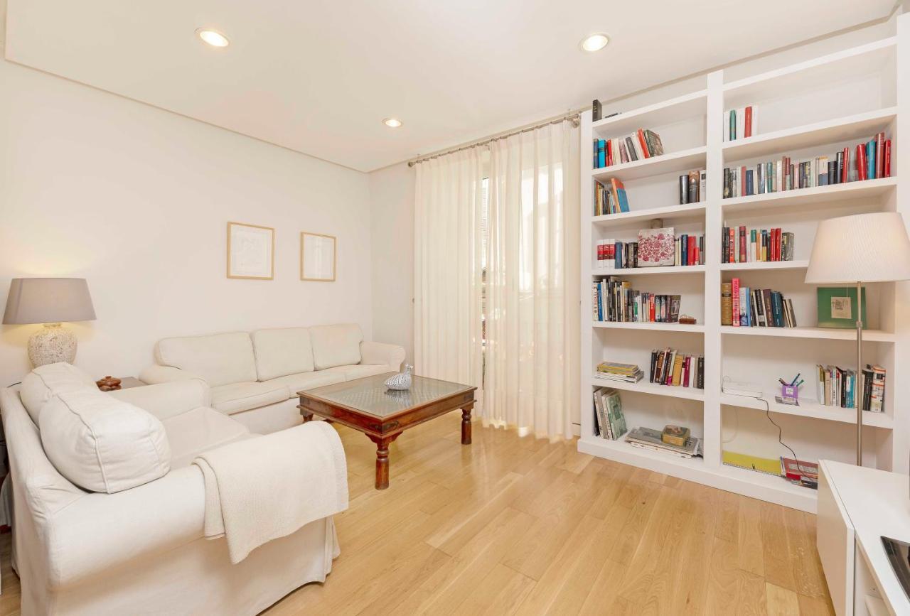 Apartamento Holidays2malaga Correo Viejo Next Cathedral With French Balconies