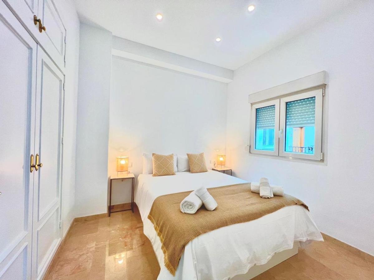 Granados I & Old Town By Ele Apartments Apartment