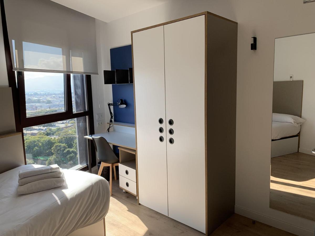 Apartment Residencia De Estudiantes Xior Teatinos Solo Estudiantes Malaga
