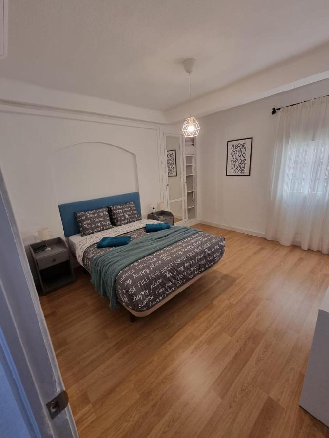 Apartamento Holidays2malaga 2 Bedroom Armengual De La Mota Close Shopping Center Málaga