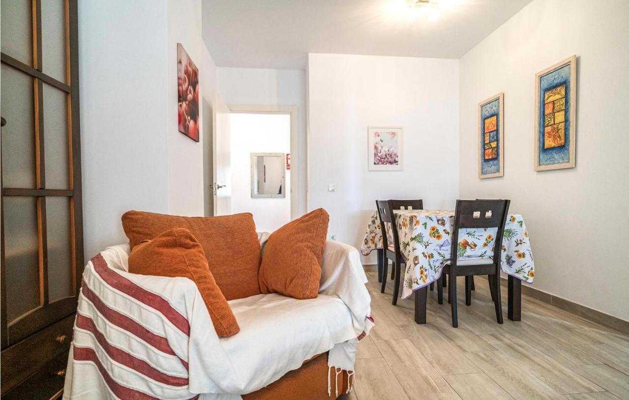 Apartamento Gorgeous In With House Sea View