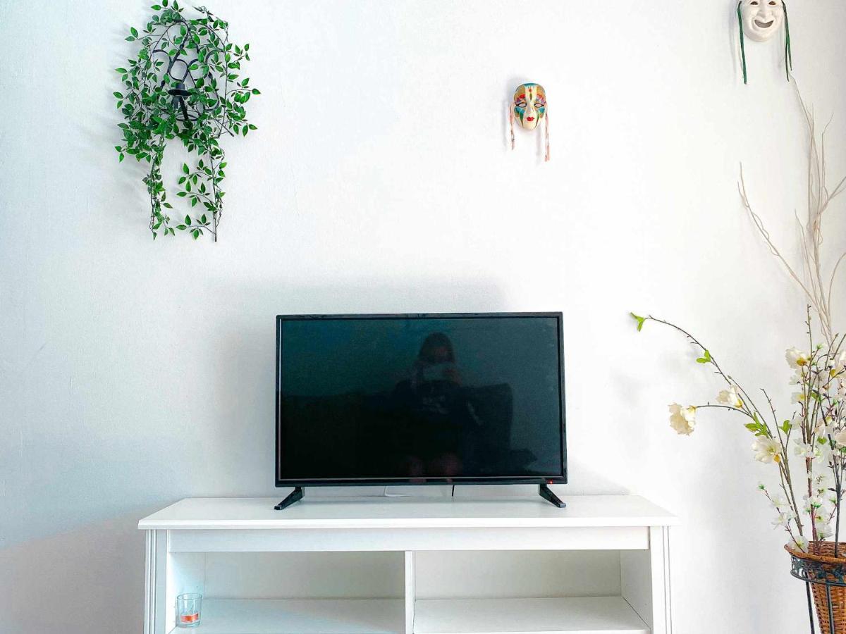 Apartamento En 1ª Linea De Playa * Málaga