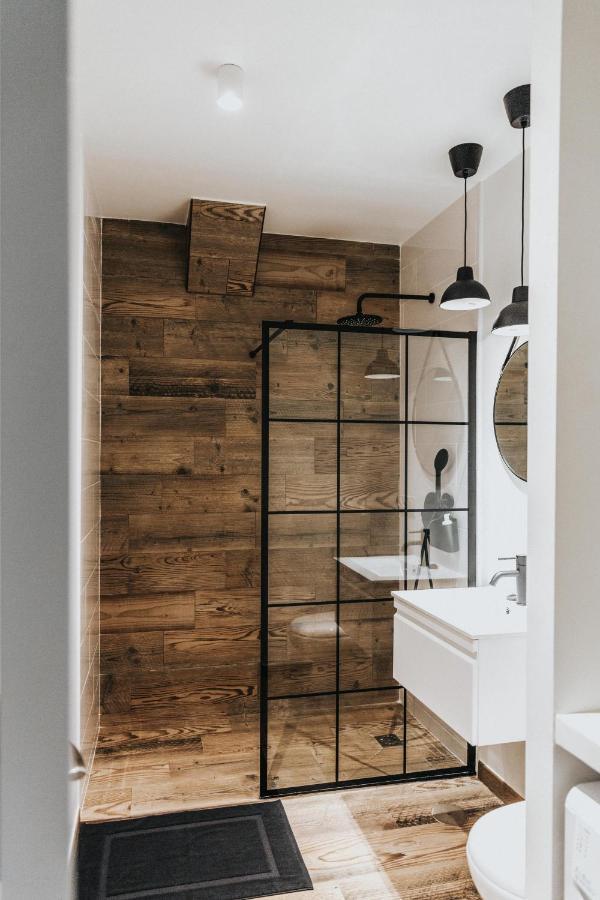 Contemporary Industrial By Rems Apartment Malaga