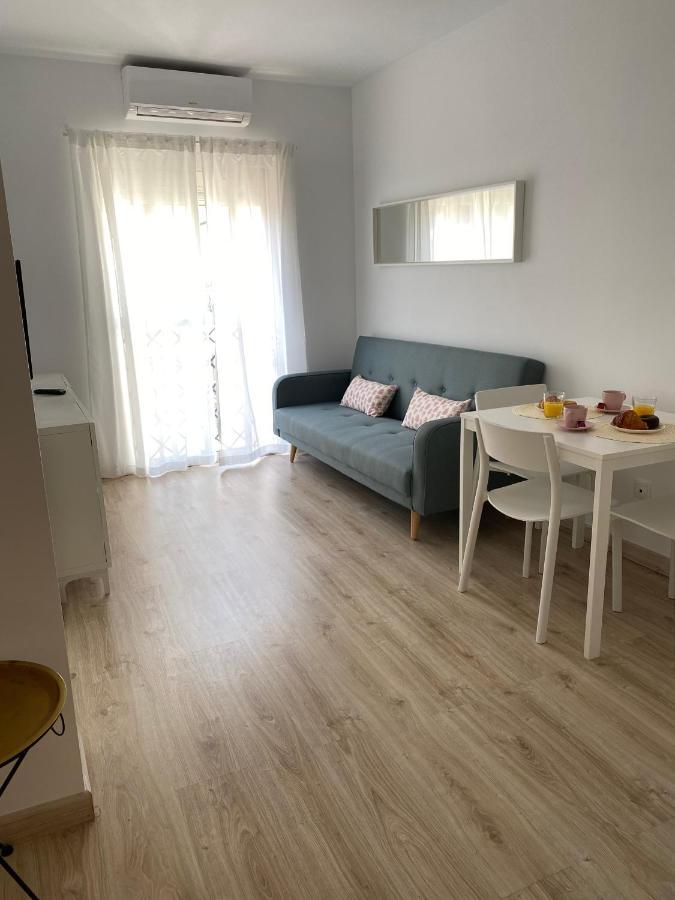Lovely Victoria Apartment