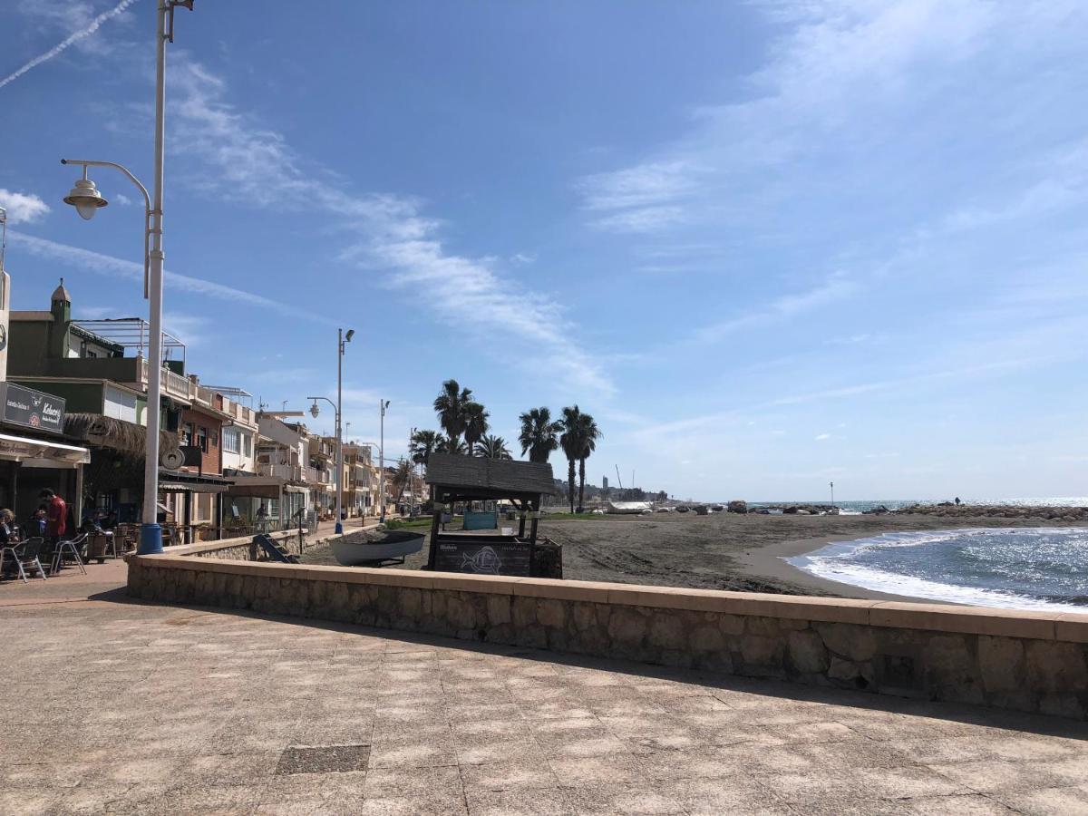 Apartamento Piso En Pedregalejo A 50m De La Playa. *
