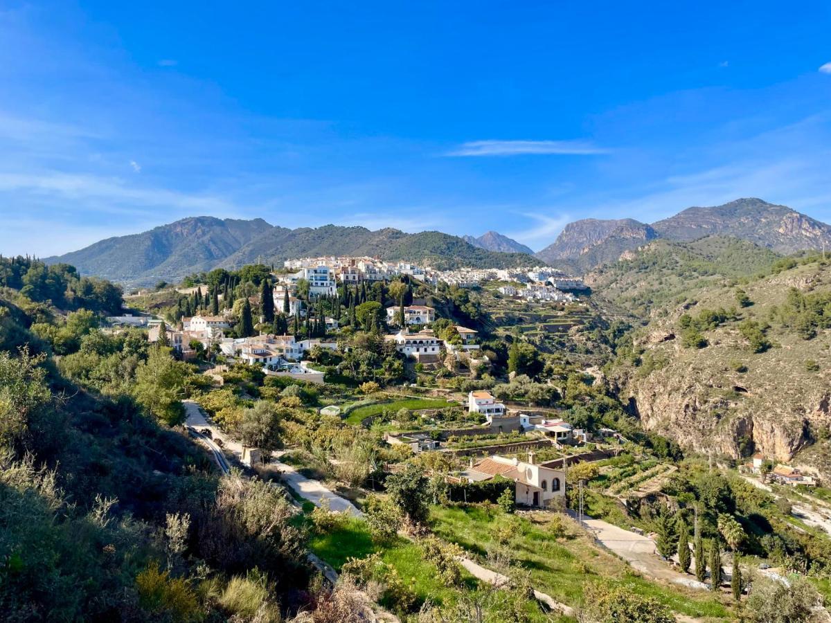 With Private Pool, Mountain And Sea Views Villa Malaga
