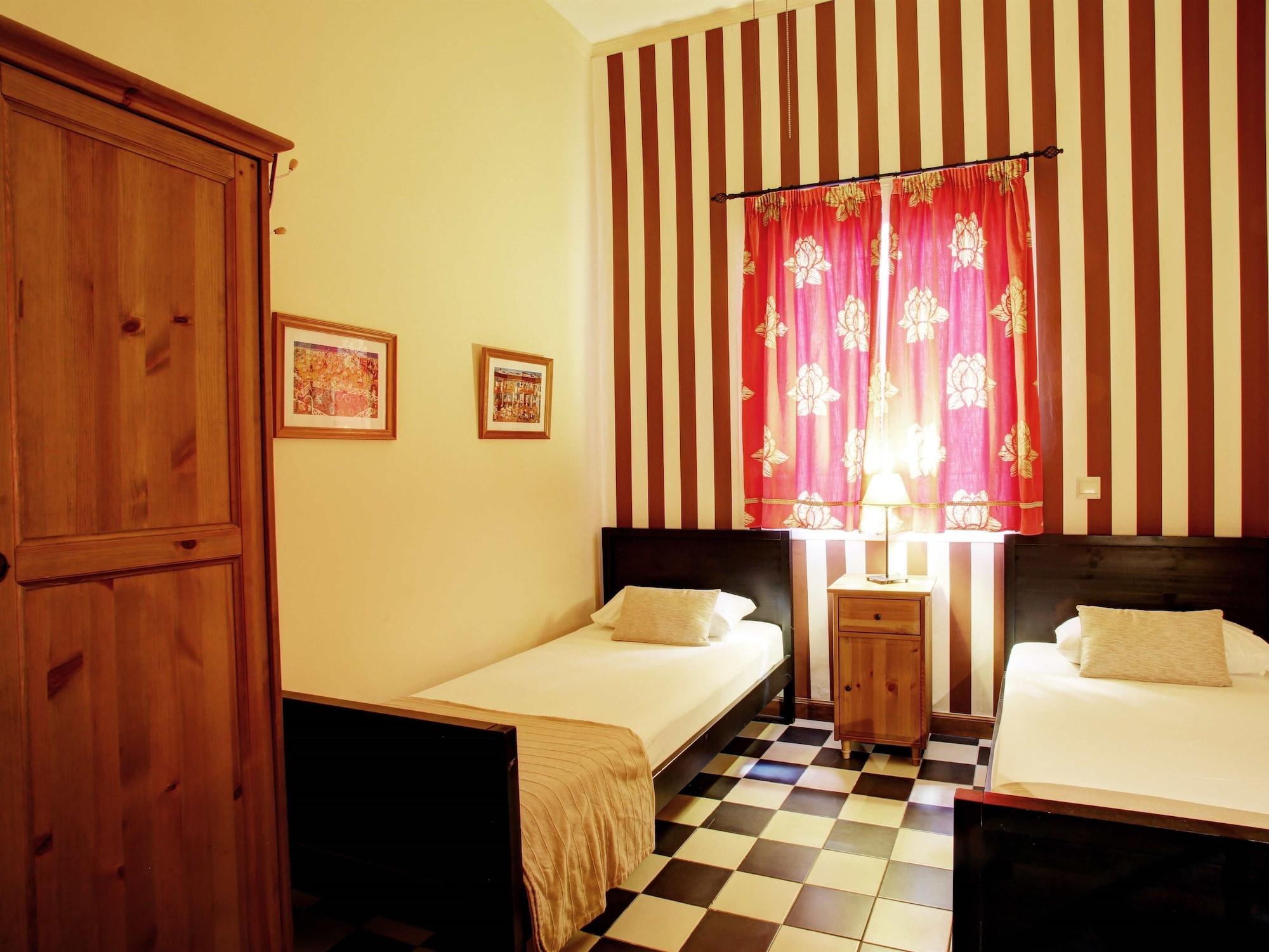 Malaga Lodge Guesthouse Guest house 3*