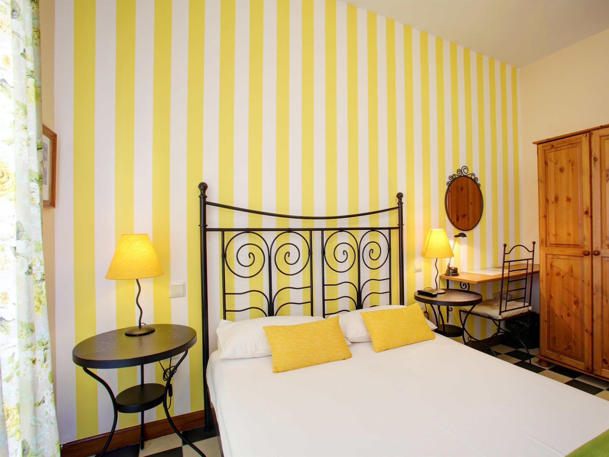 Malaga Lodge Guesthouse Guest house 3*