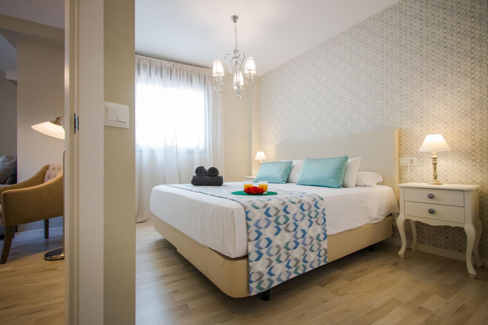 Holidays2malaga Apartment *