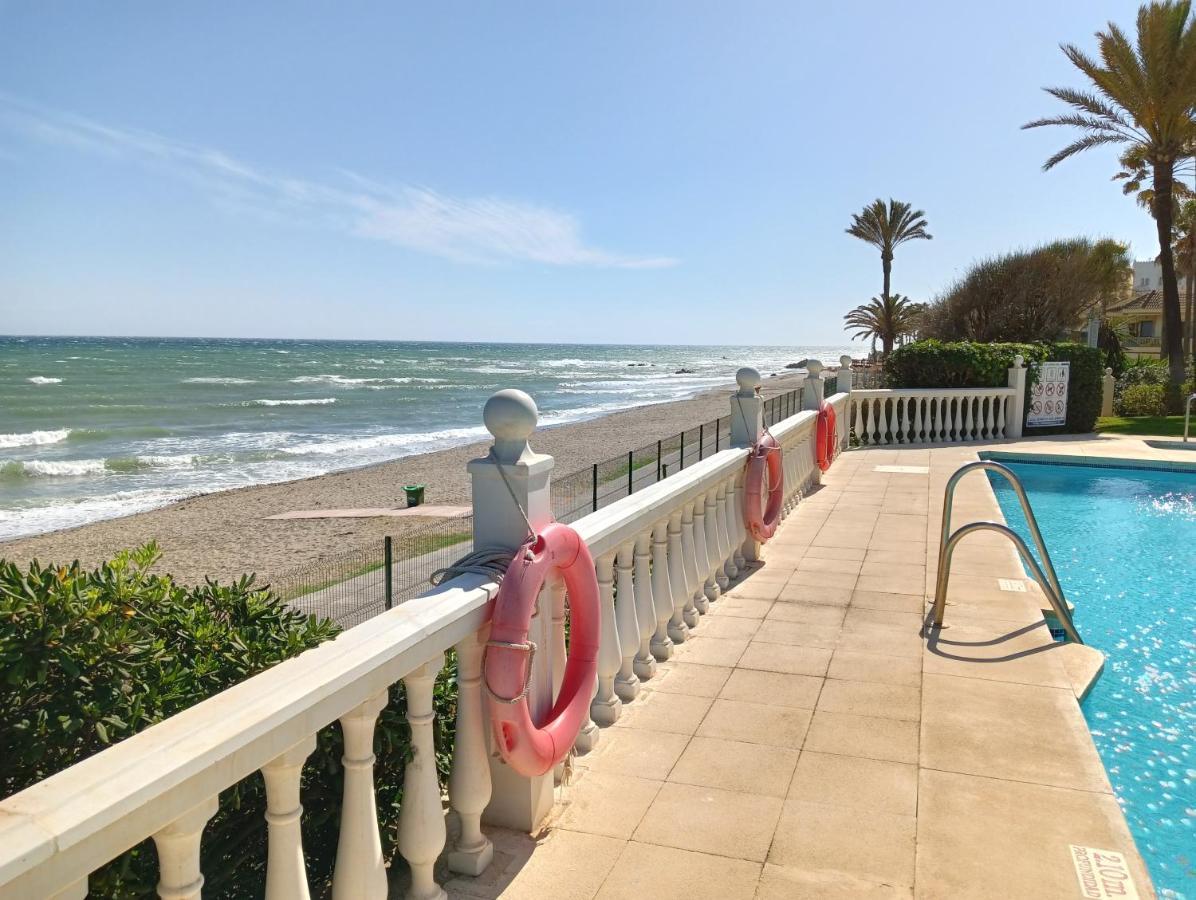Apartamento En Urb Primera Linea De Playa Málaga