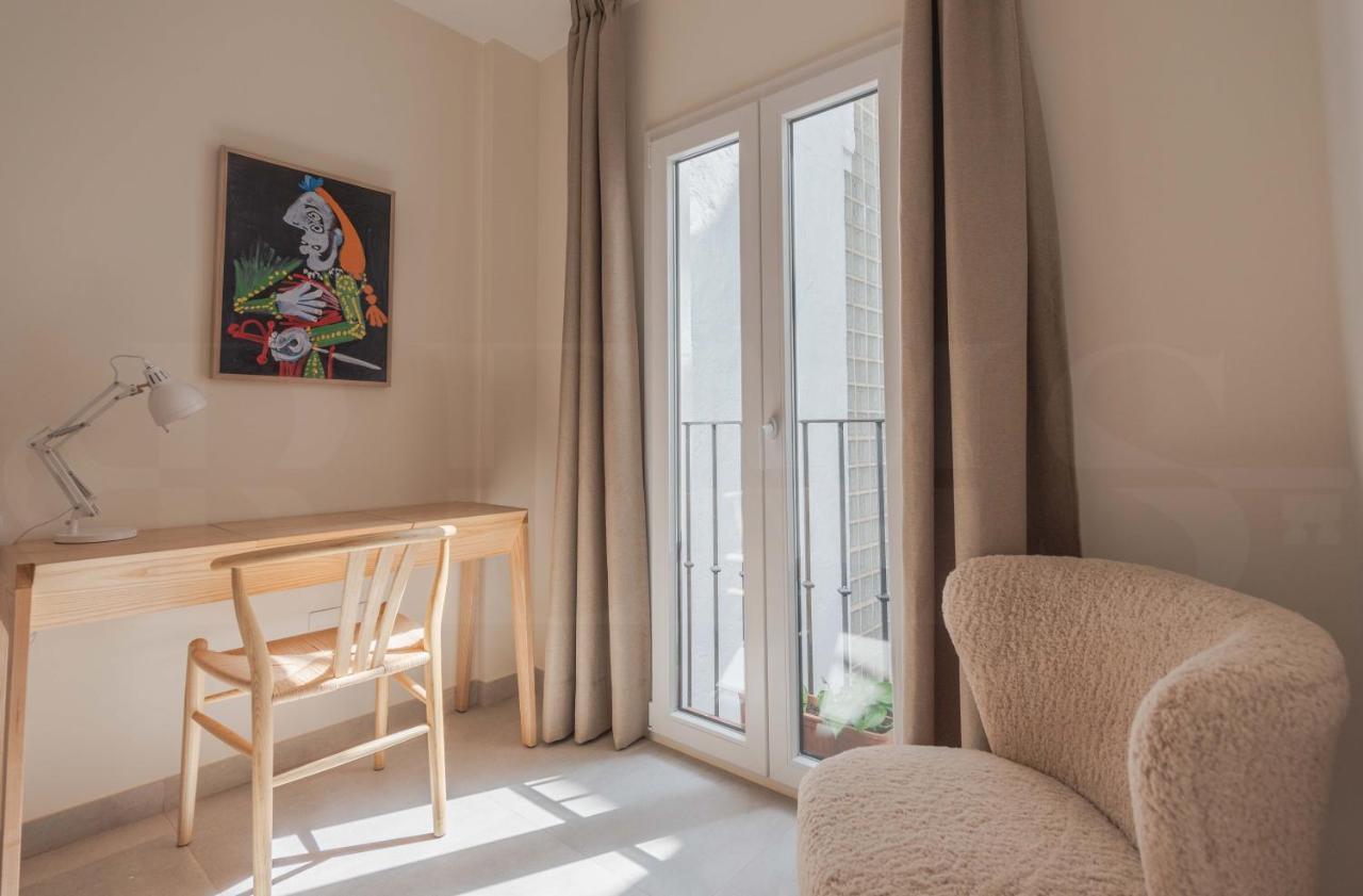 Apartment Penthouse & Private Rooftop In The Heart Of By Rems