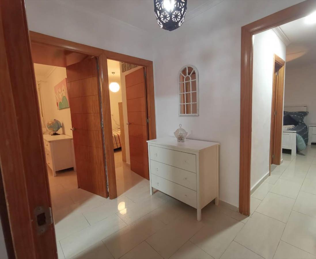 Apartamento Confortable Piso Junto A Centro Ciudad, Playa Y Estación Tren.